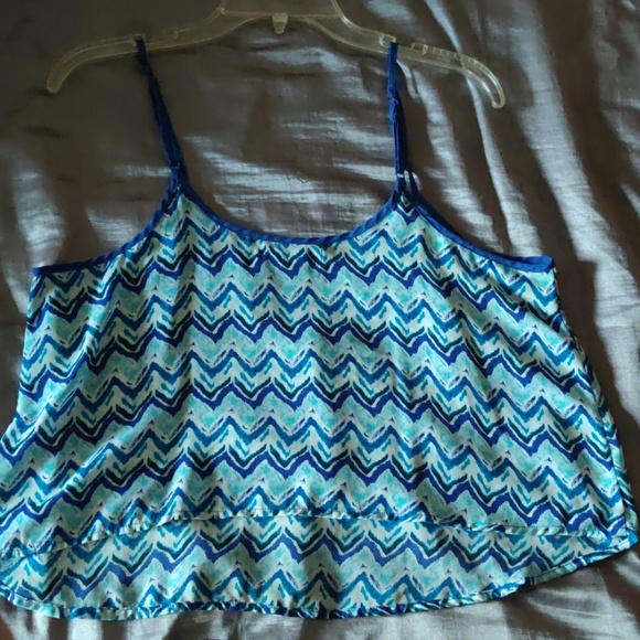 Crop Top - Picture 2 of 2